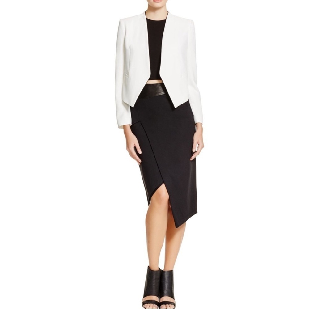 ALICE & OLIVIA white boyd blazer sz 2
